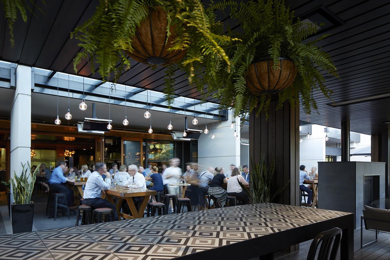Hotel Realm Κανμπέρα Εξωτερικό φωτογραφία The Terrace at The Standard