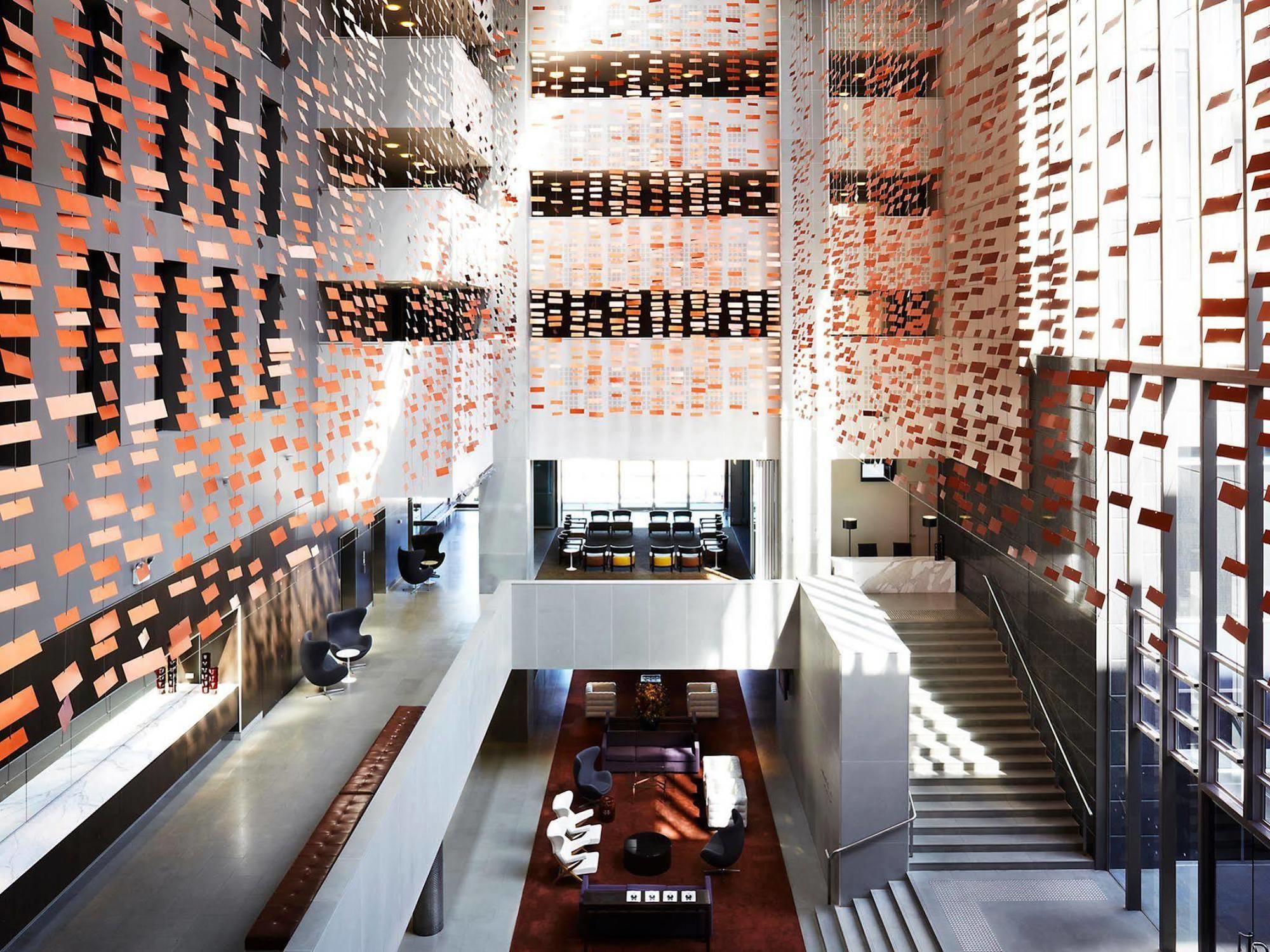 Hotel Realm Κανμπέρα Εξωτερικό φωτογραφία Interior of the building