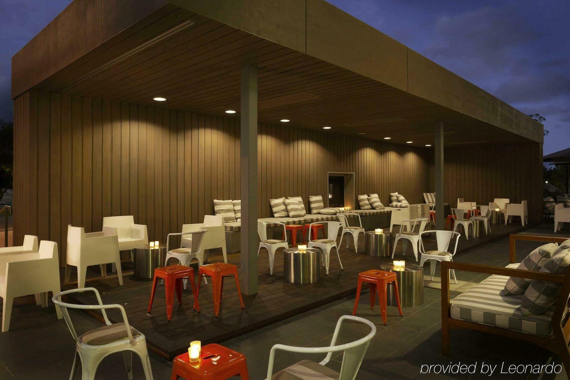 Hotel Realm Κανμπέρα Εξωτερικό φωτογραφία The rooftop bar at the Standard East Village