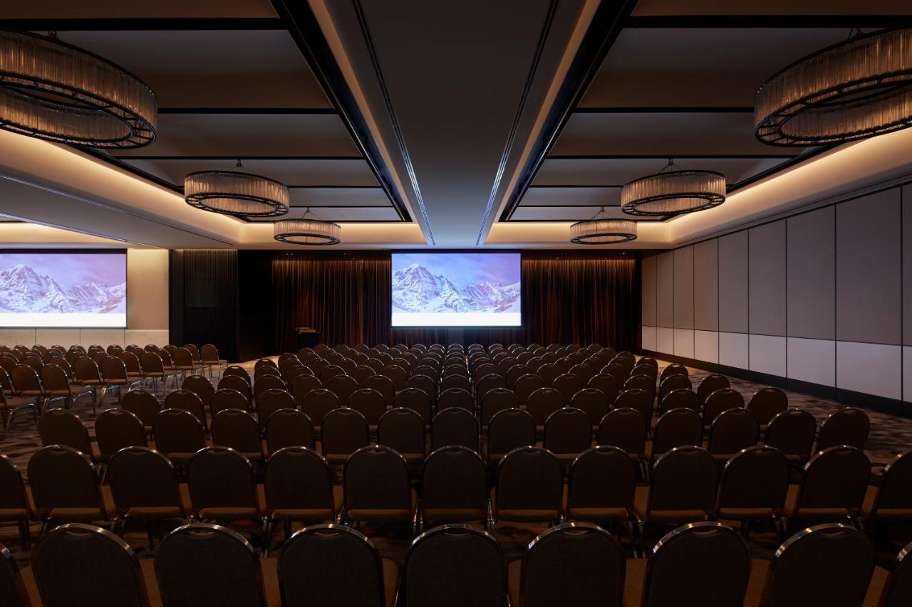 Hotel Realm Κανμπέρα Εξωτερικό φωτογραφία 3D rendering of a conference room